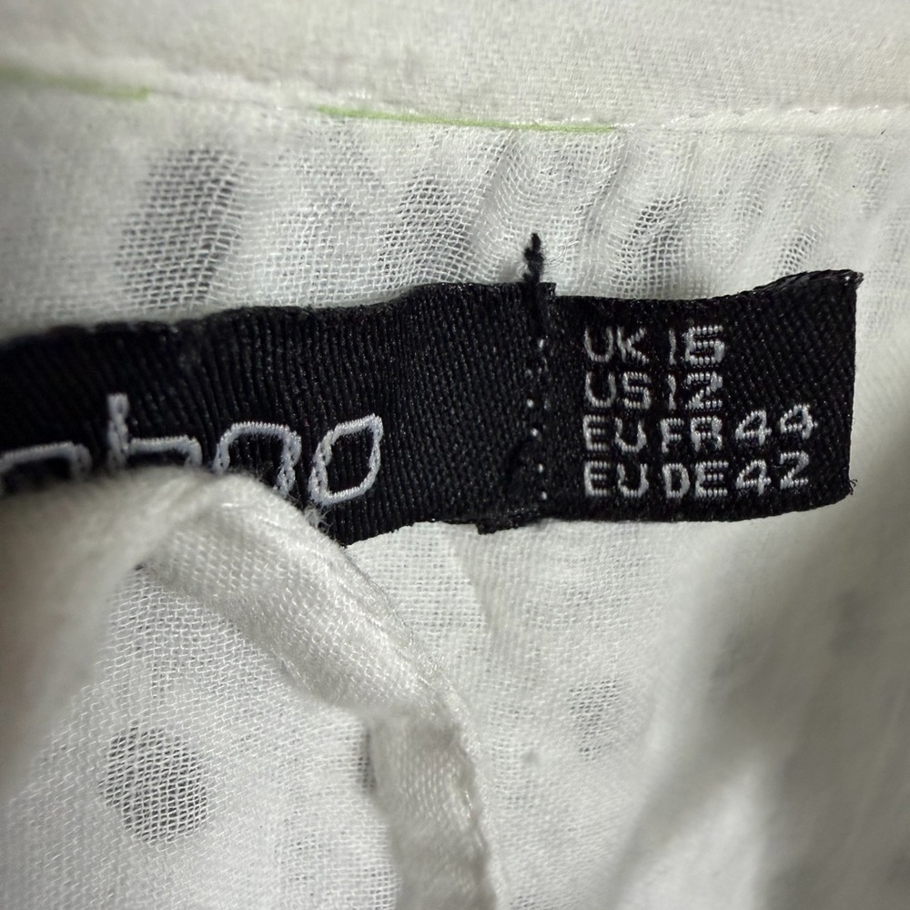 Boohoo White Eyelet Tie-Neck Tunic Top - Picture 5 of 6